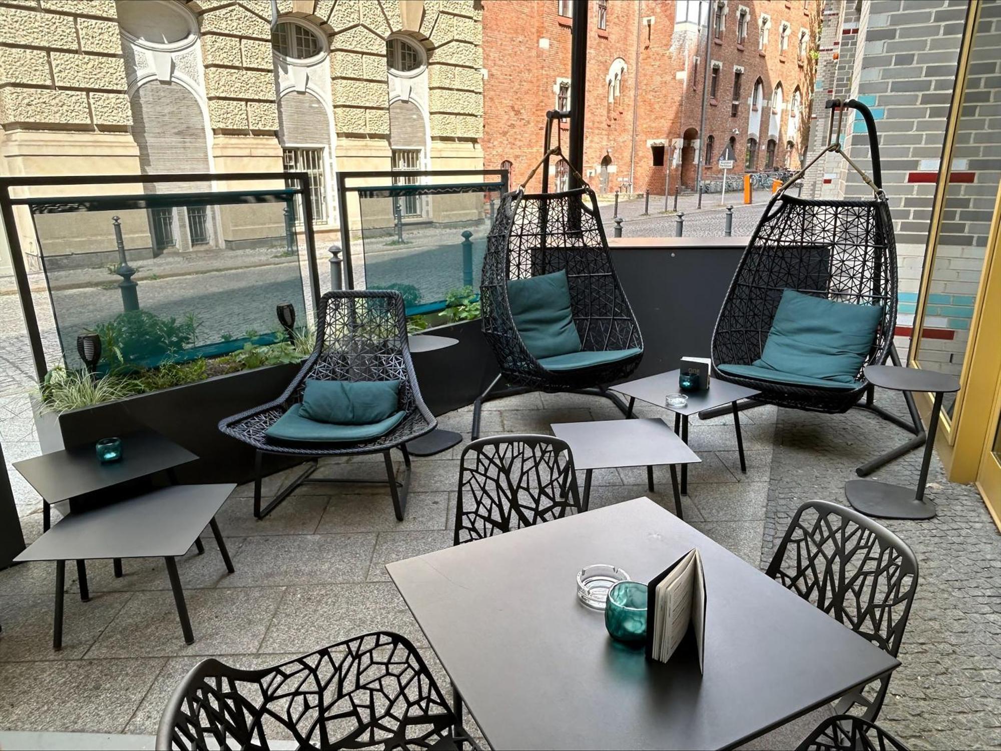 Motel One Frankfurt Airport Frankfurt am Main Dış mekan fotoğraf