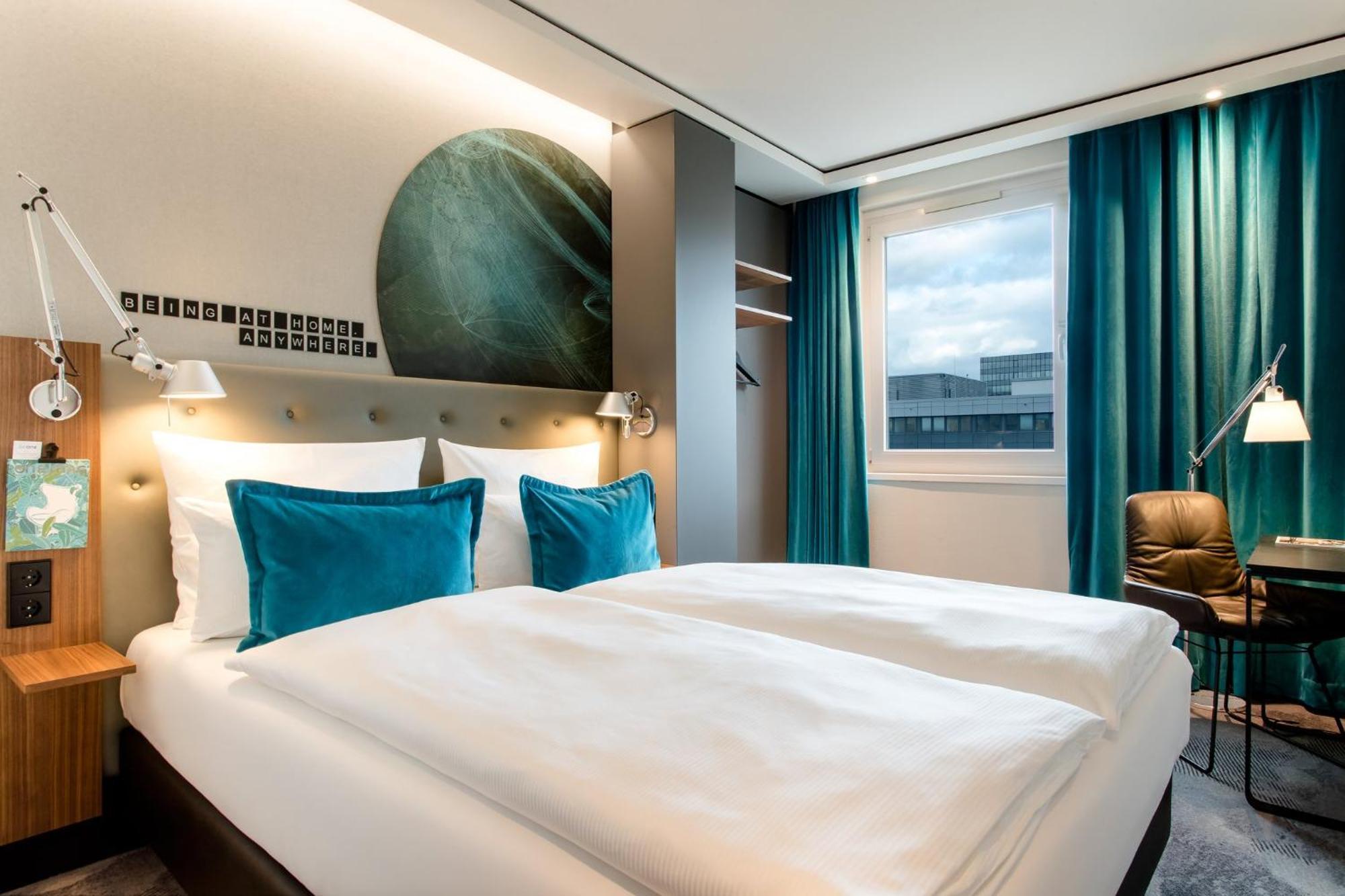 Motel One Frankfurt Airport Frankfurt am Main Dış mekan fotoğraf